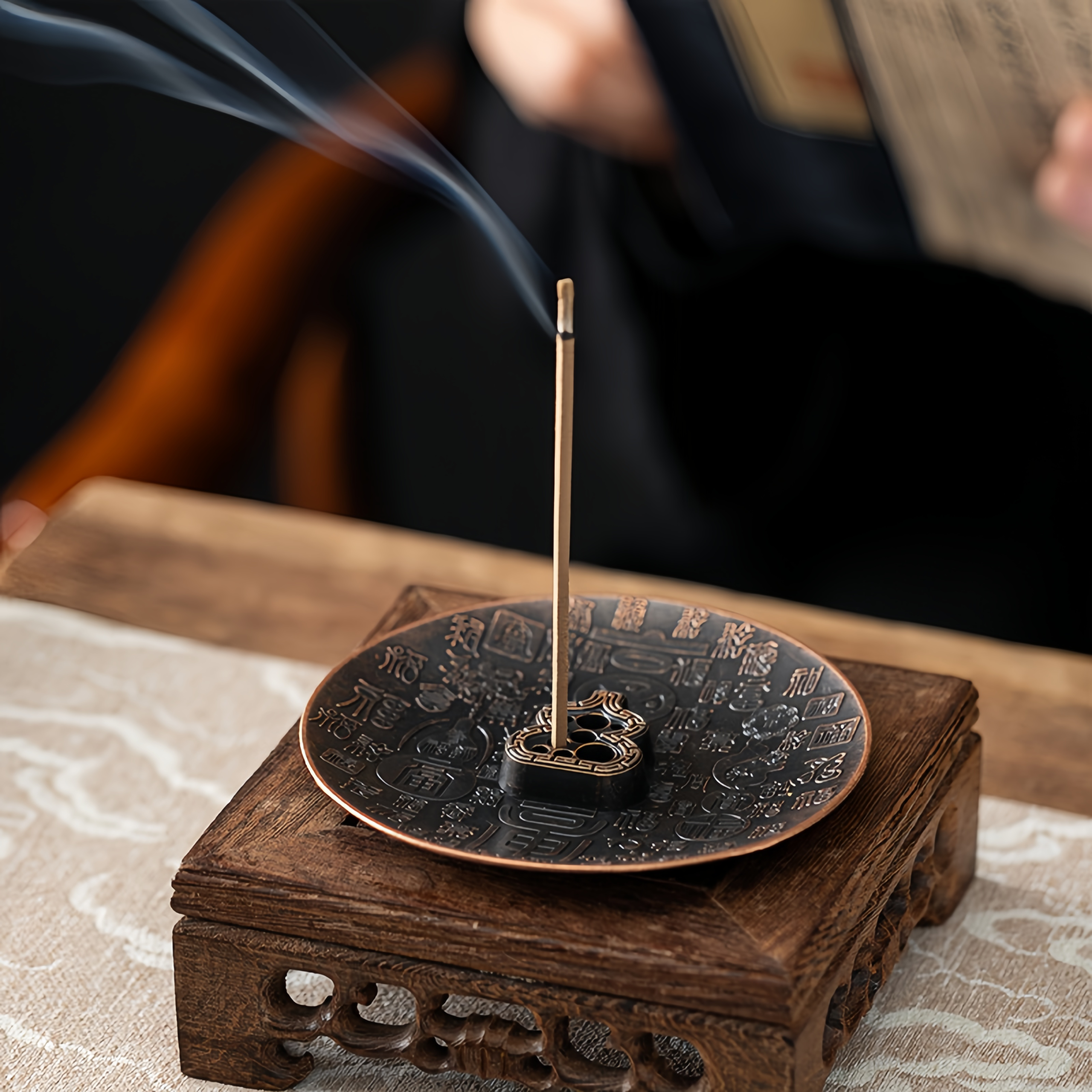 Vintage Luxury "Hundred Blessings" Incense Holder & Censer - Image 4